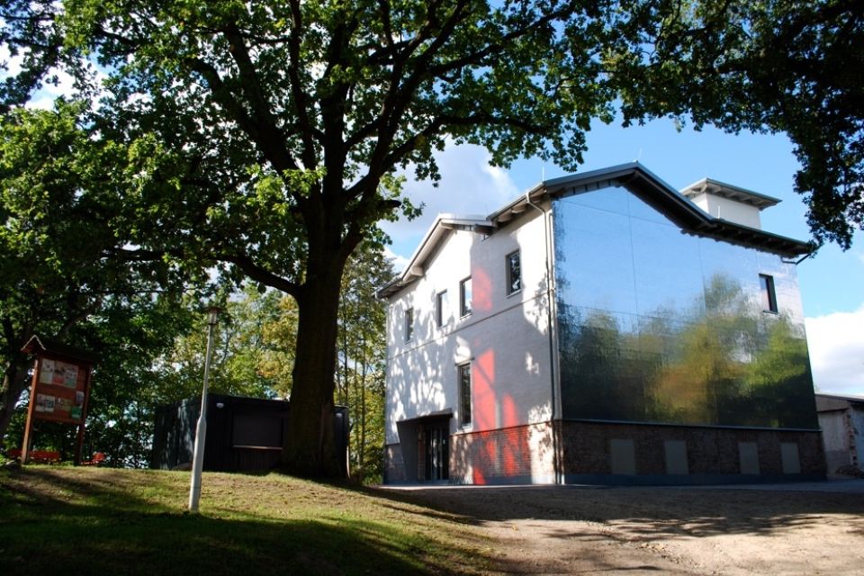 Blick auf die Weiße Villa , Foto: BIORAMA-Projekt, Lizenz: BIORAMA-Projekt